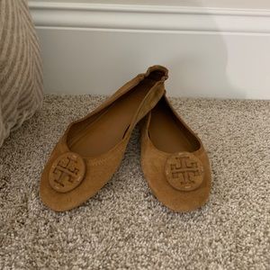 Tory Burch size 8 suede camel ballet flats